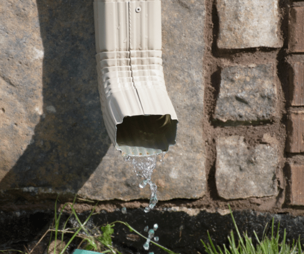 Leaky or damaged downspouts lead to pooling water and this water can enter your crawlspace and make it wet. 